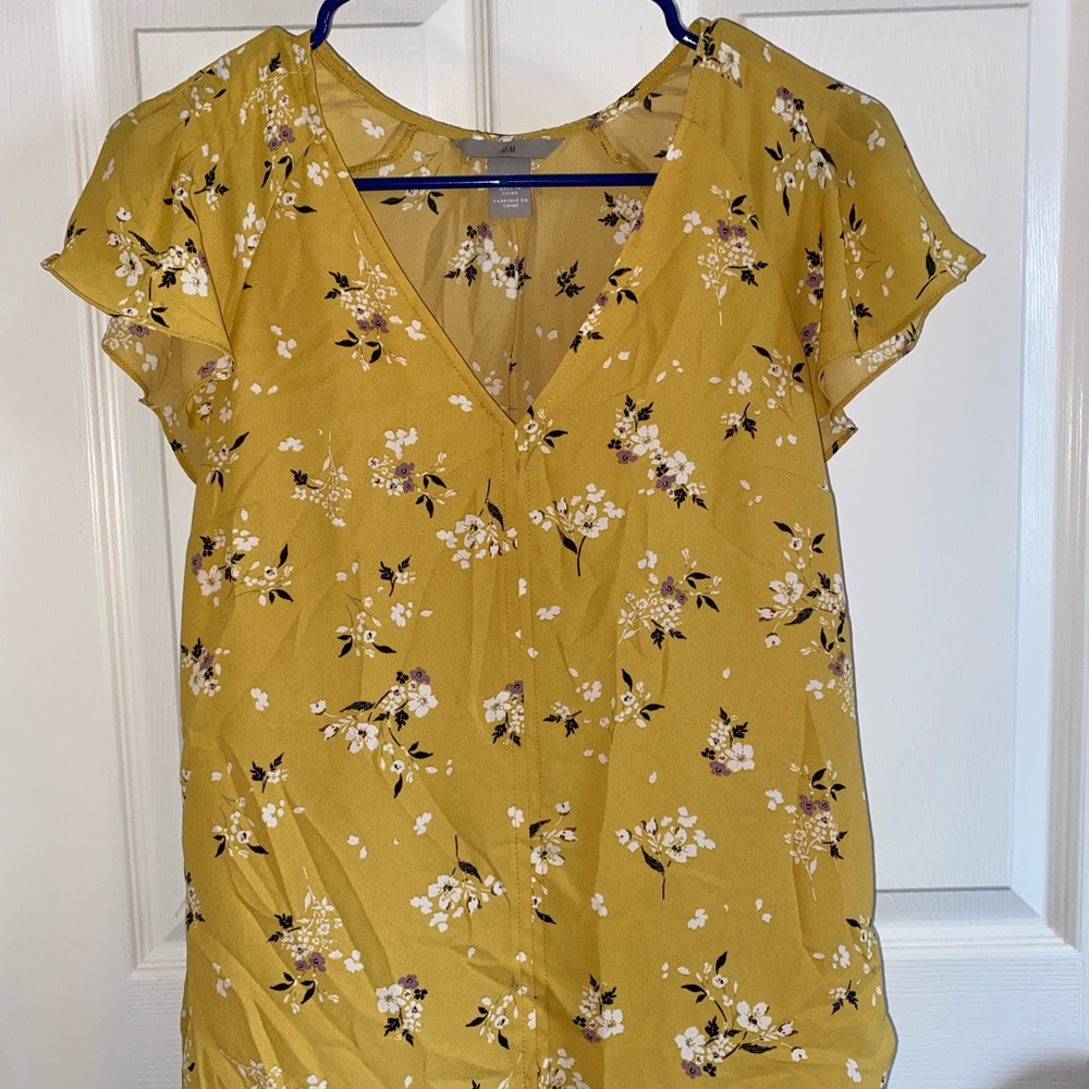 H&M: Women’s yellow work blouse